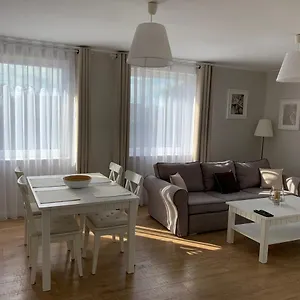 https://apartament-bliej-morza.kolobrzeghotels.com