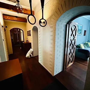 https://apt-grottgera-9.poznan-hotels.com